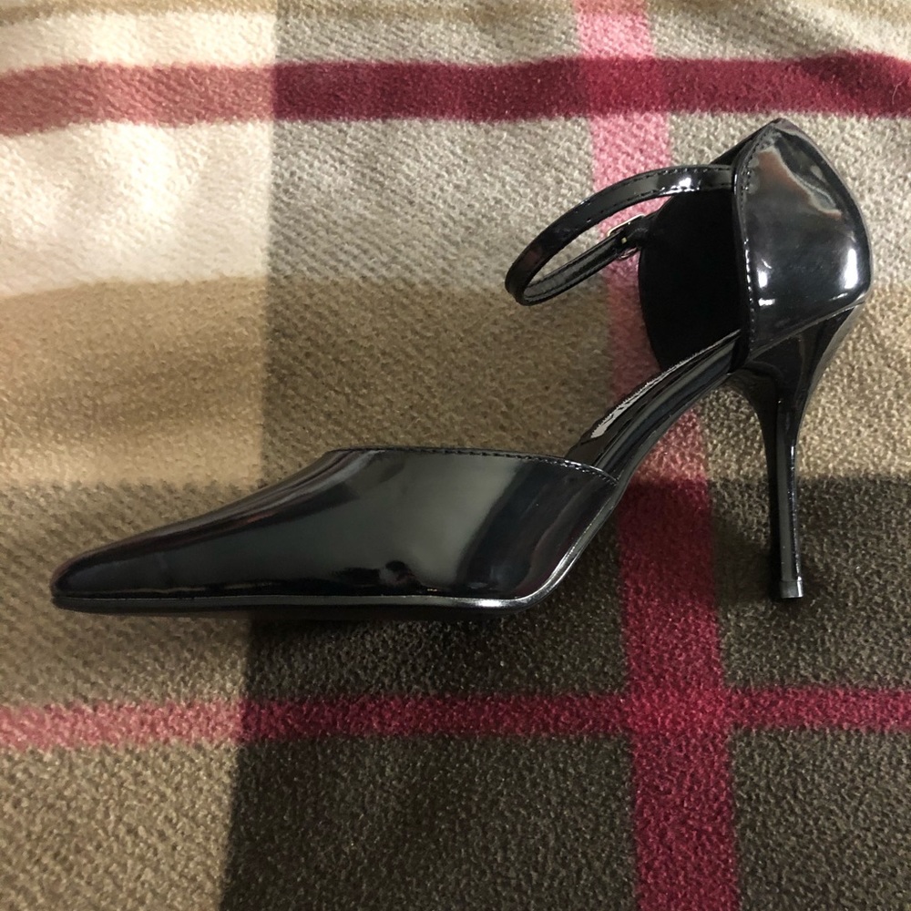 Black heels
